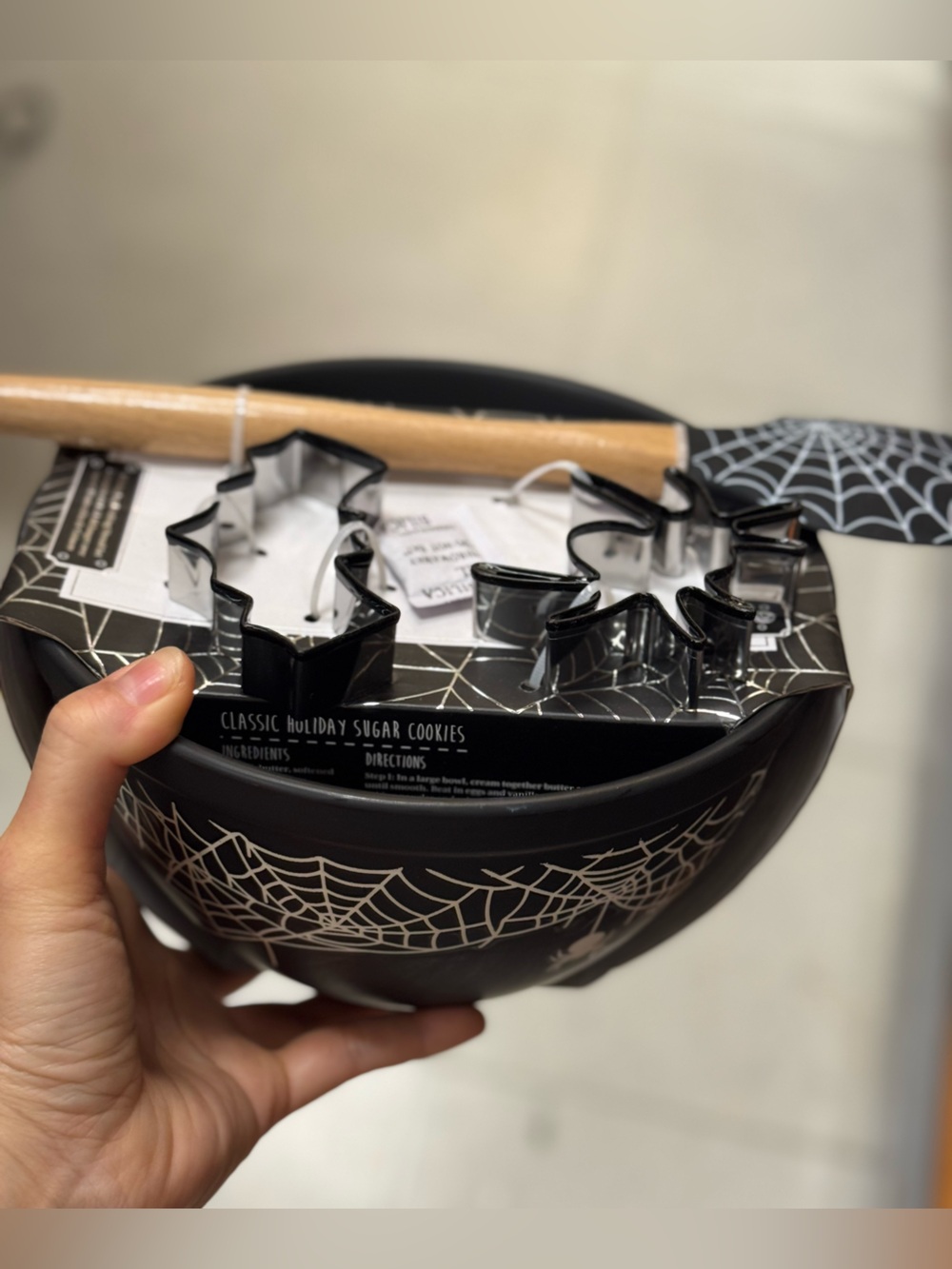 Smythson Black Spiderweb Cookie Cutter Set